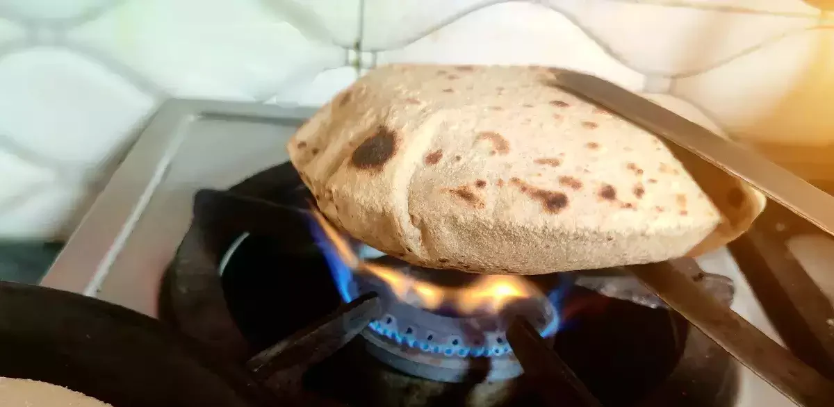 Making Rotis